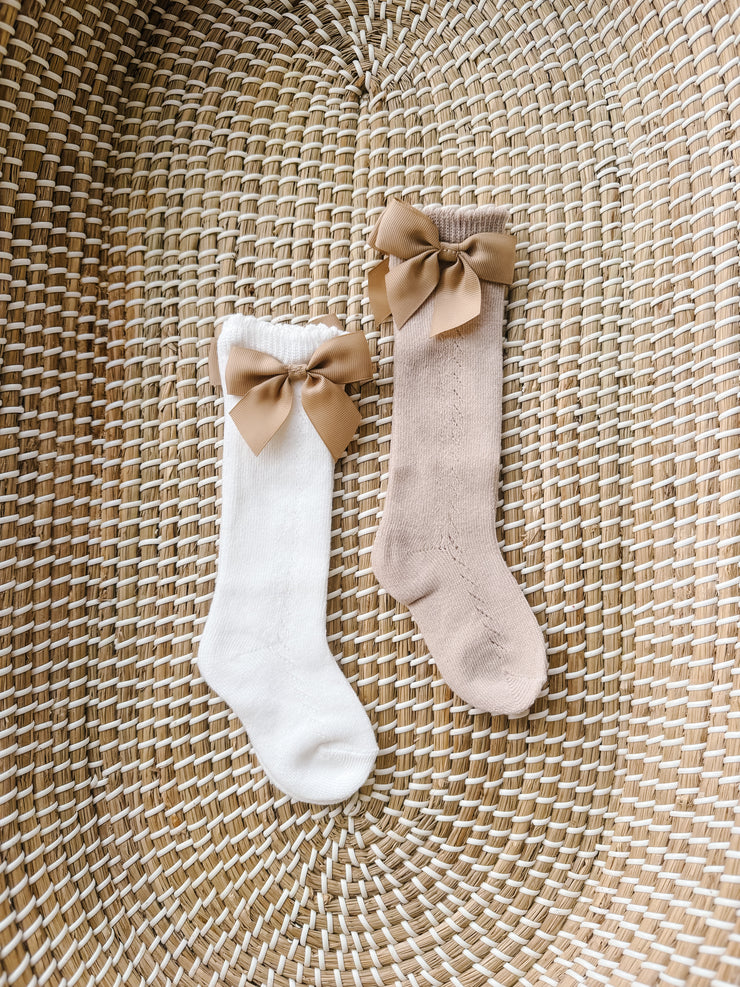 Pointelle bow socks