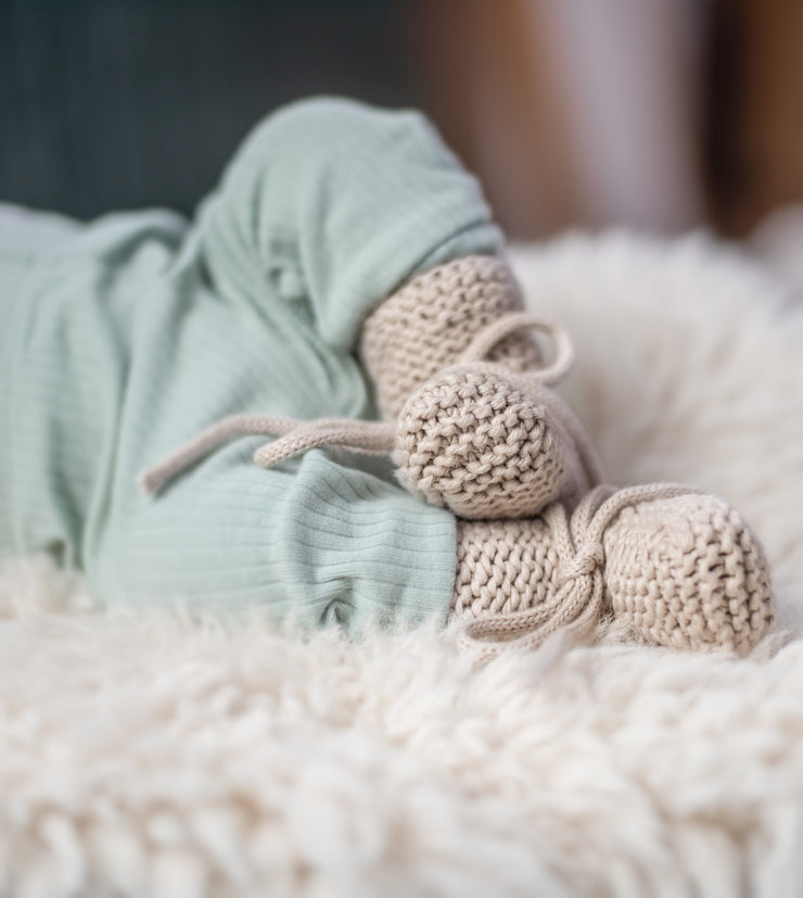 Organic cotton bow knit newborn booties with gift bag